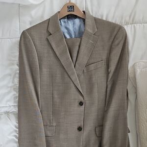 Tommy Hilfiger Men's Tan Suit